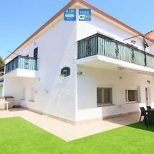 Sol Cavet Con Jardin Portaventura Cambrils