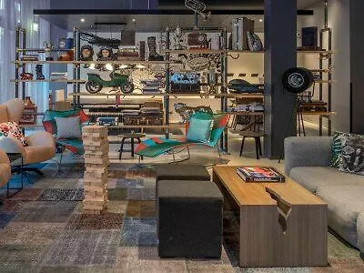 Moxy London Stratford Hotel